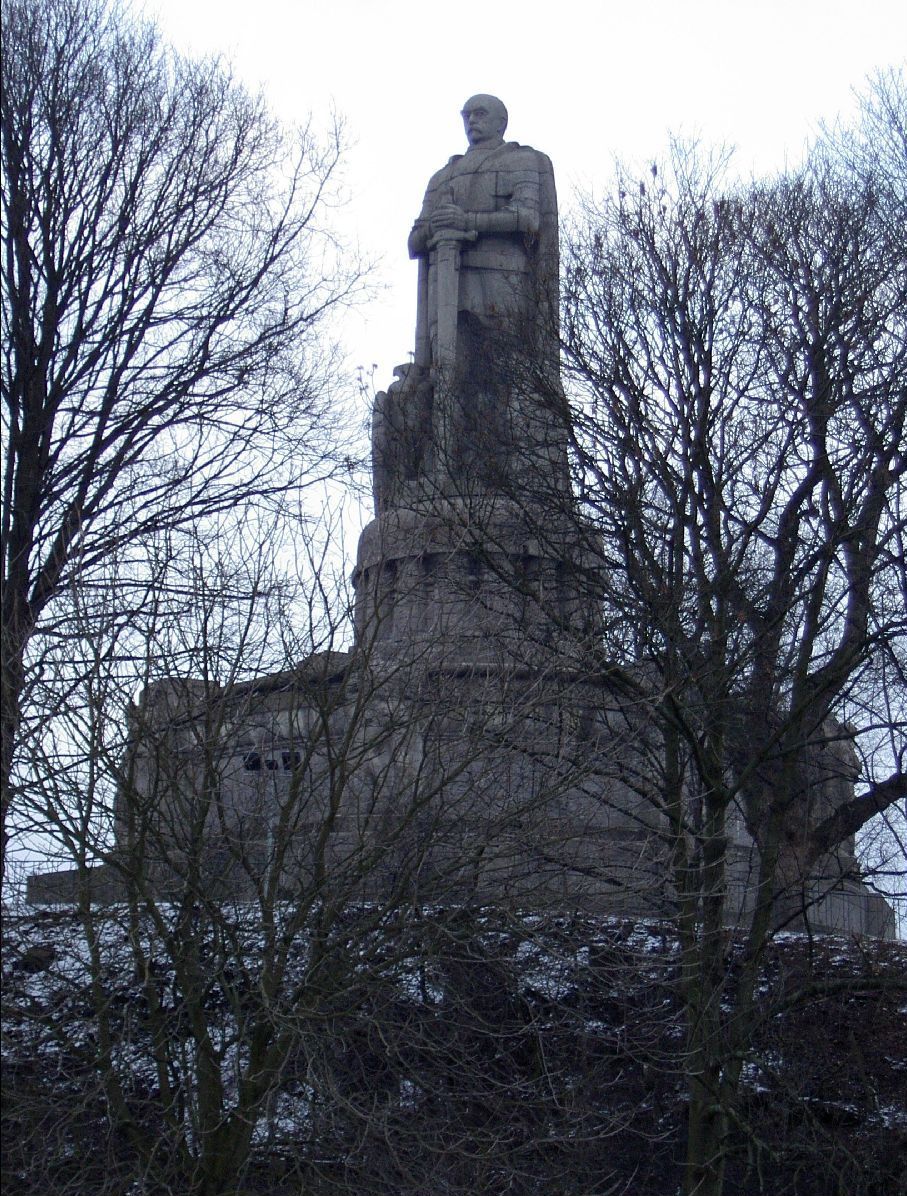 Lederer Bismarckdenkmal